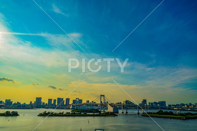 写真のタイトルが入ります