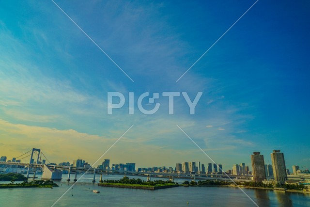 写真のタイトルが入ります