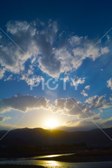 写真のタイトルが入ります