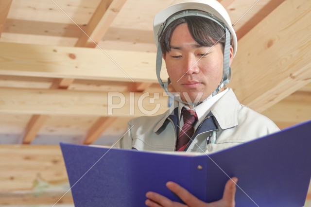 写真のタイトルが入ります