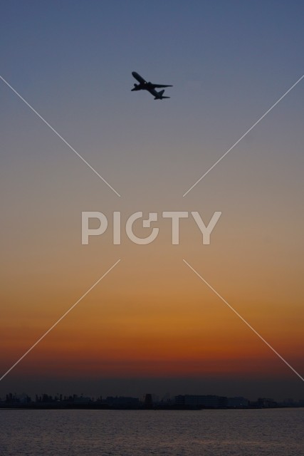飛行機イメージ