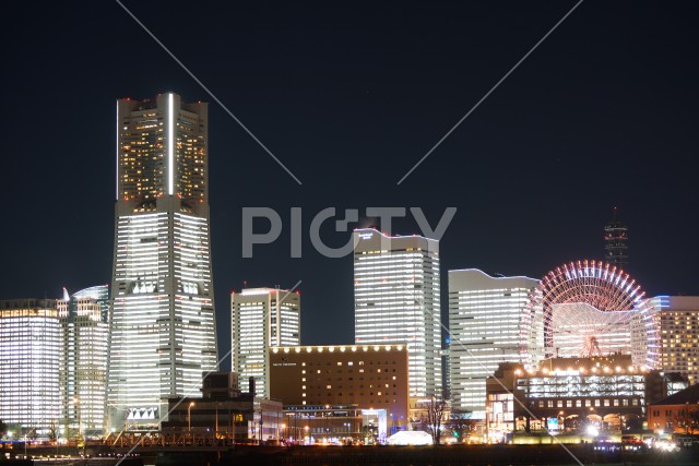 写真のタイトルが入ります