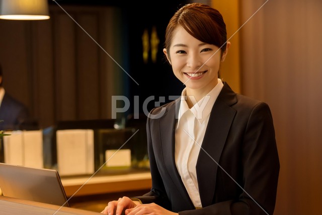 写真のタイトルが入ります