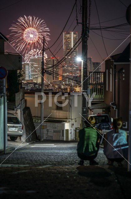 写真のタイトルが入ります