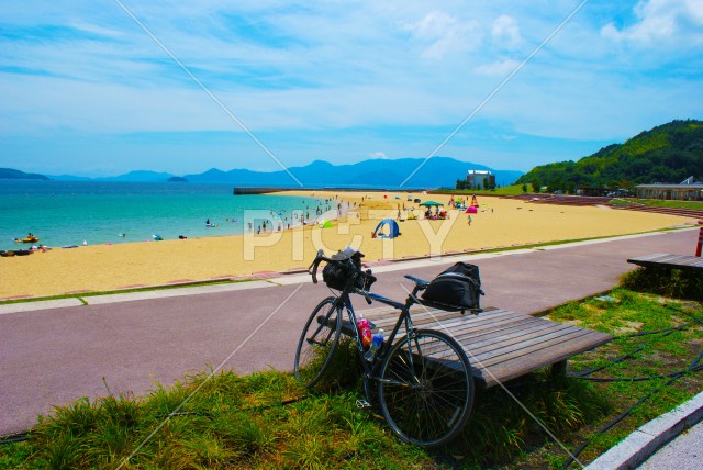 自転車長距離の旅イメージ
