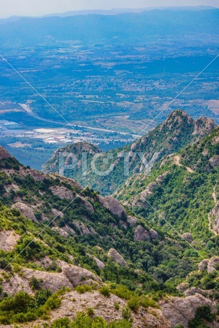 モンセラットの奇岩山（スペイン・バルセロナ）